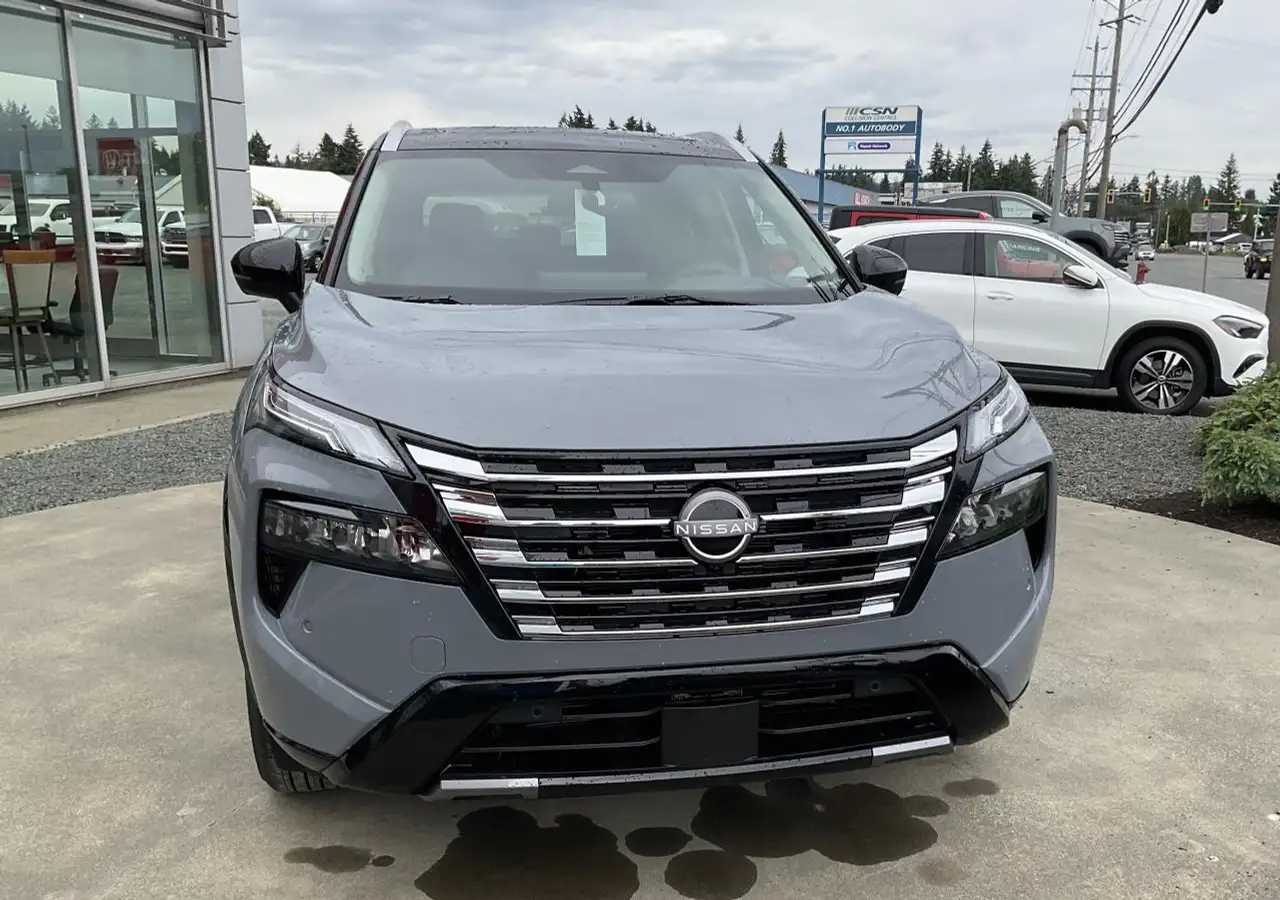 Nissan Rogue снимка Nissan Rogue