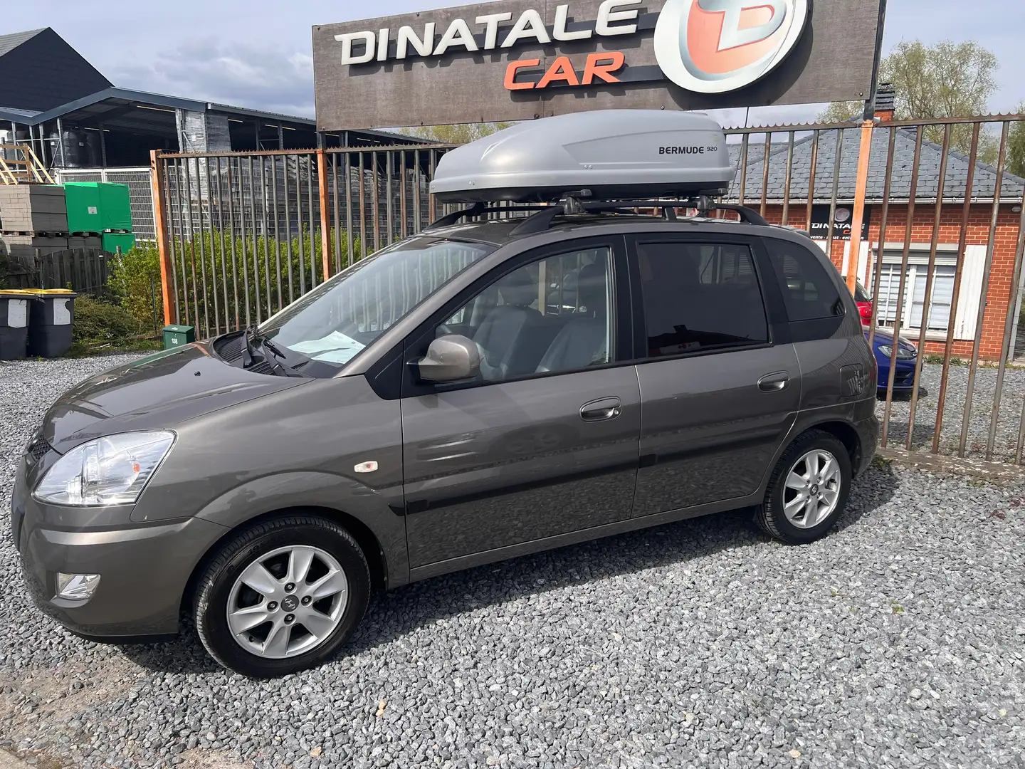 Hyundai Matrix 1.6i Lounge AUTOMATIQUE - Faible km - Etat Neuf ! Garantie 12 Mois Grau - 2