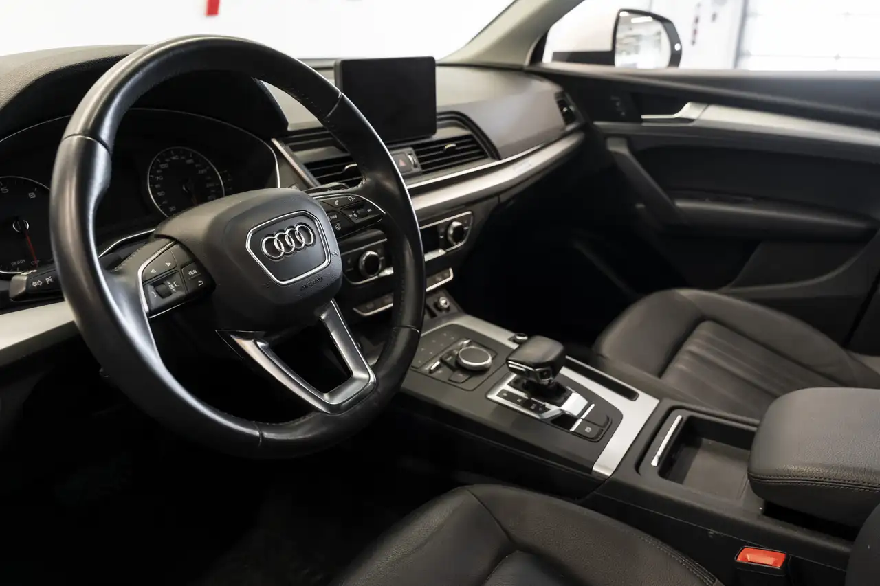Audi Q5 снимка Audi Q5
