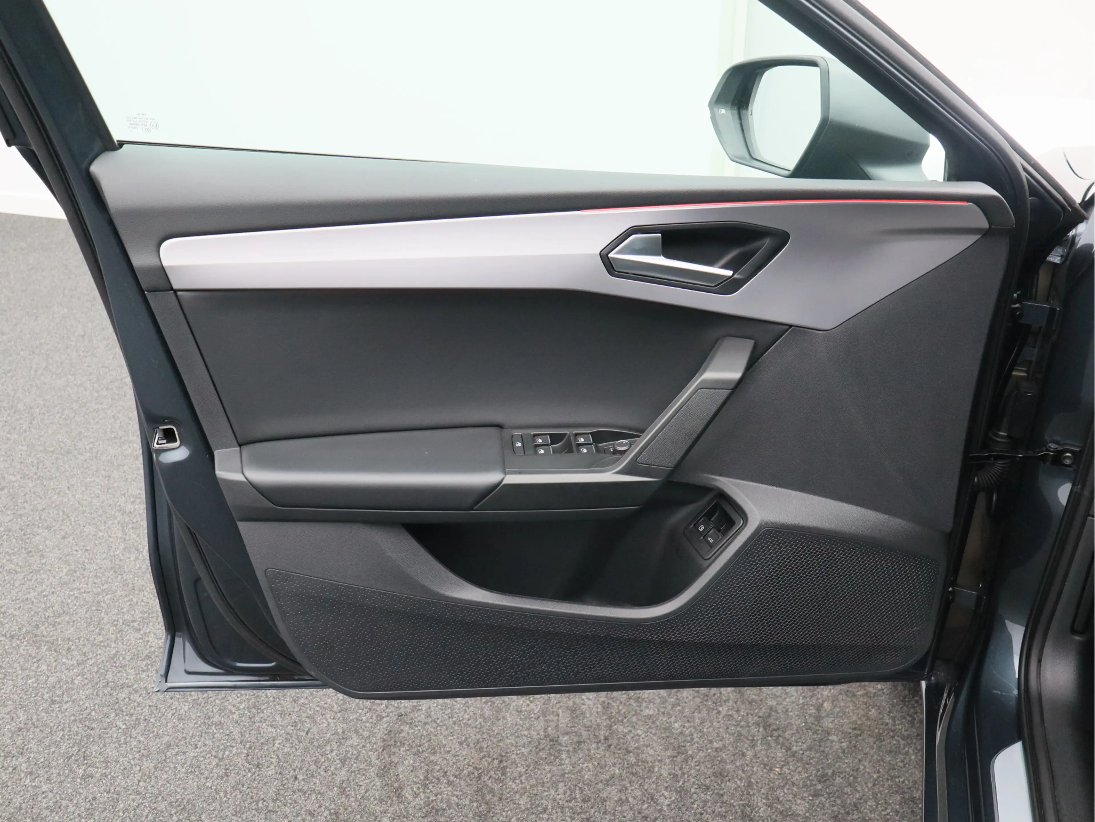 SEAT Leon e-Hybrid Sportstourer 1.4 TSI eHybrid PHEV FR Business Inte — photo 8