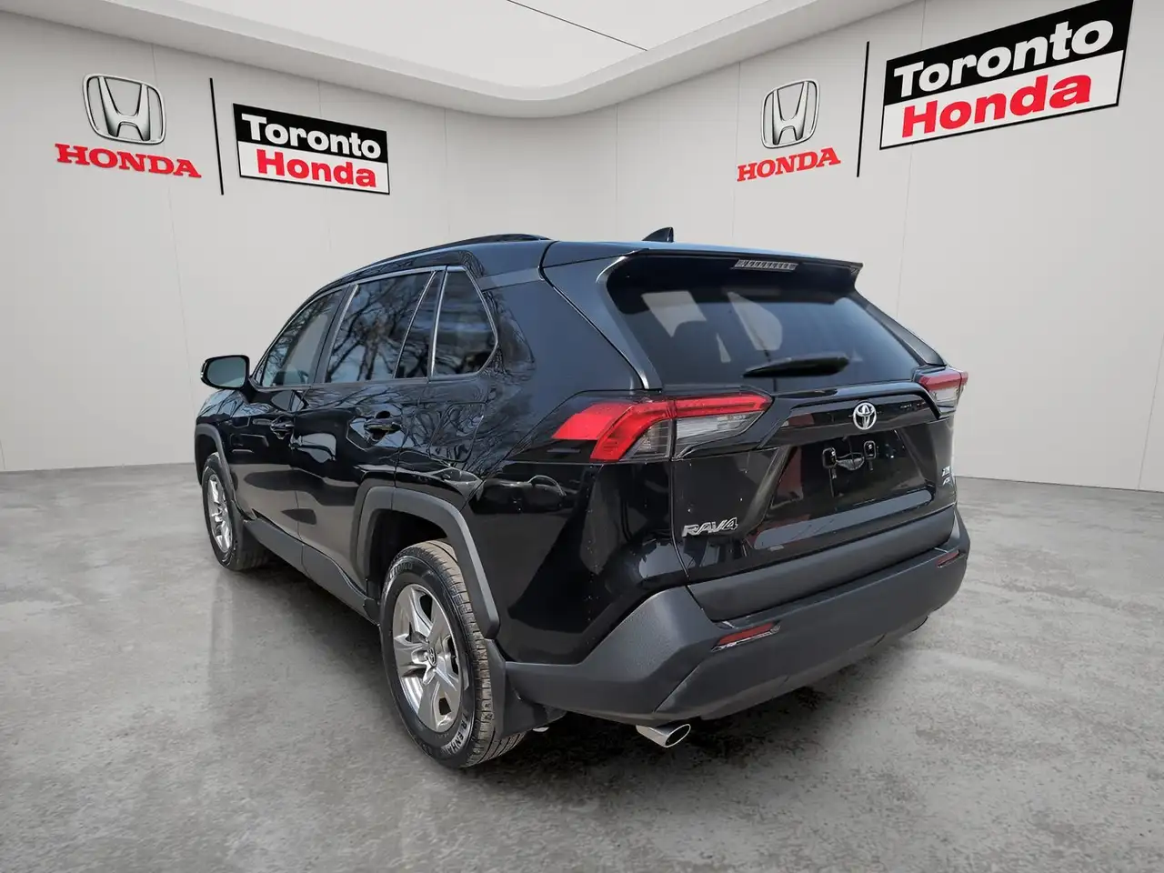 Toyota RAV 4 снимка Toyota RAV 4