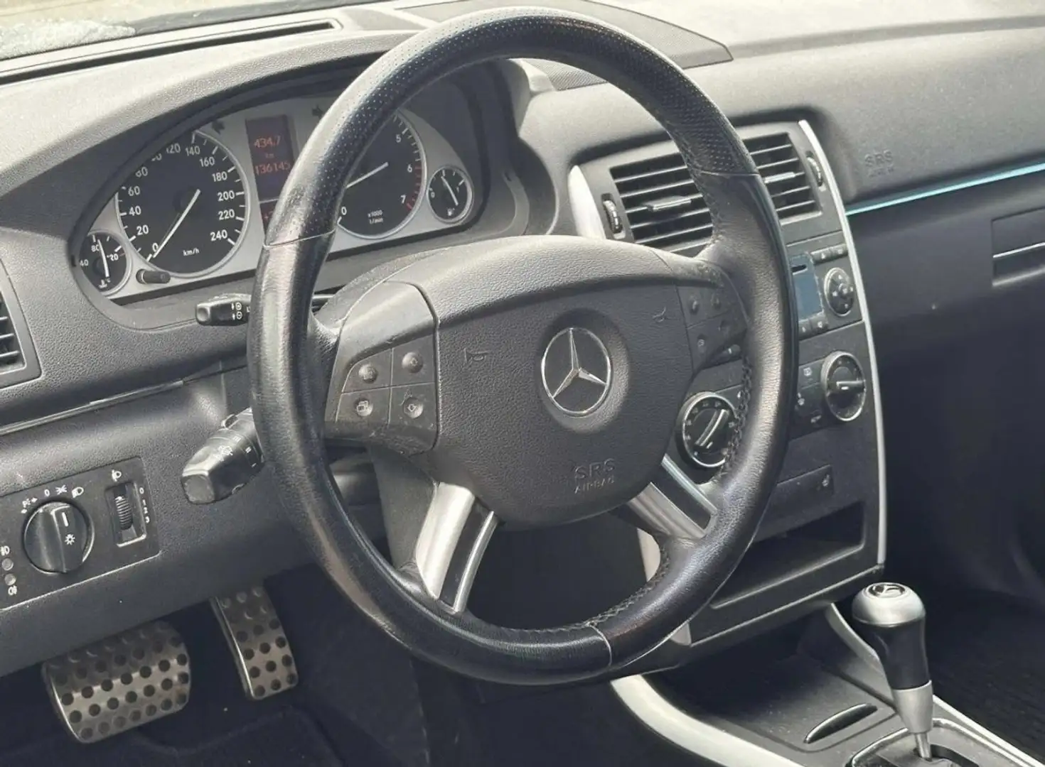 Mercedes-Benz B 200 Grijs - 2