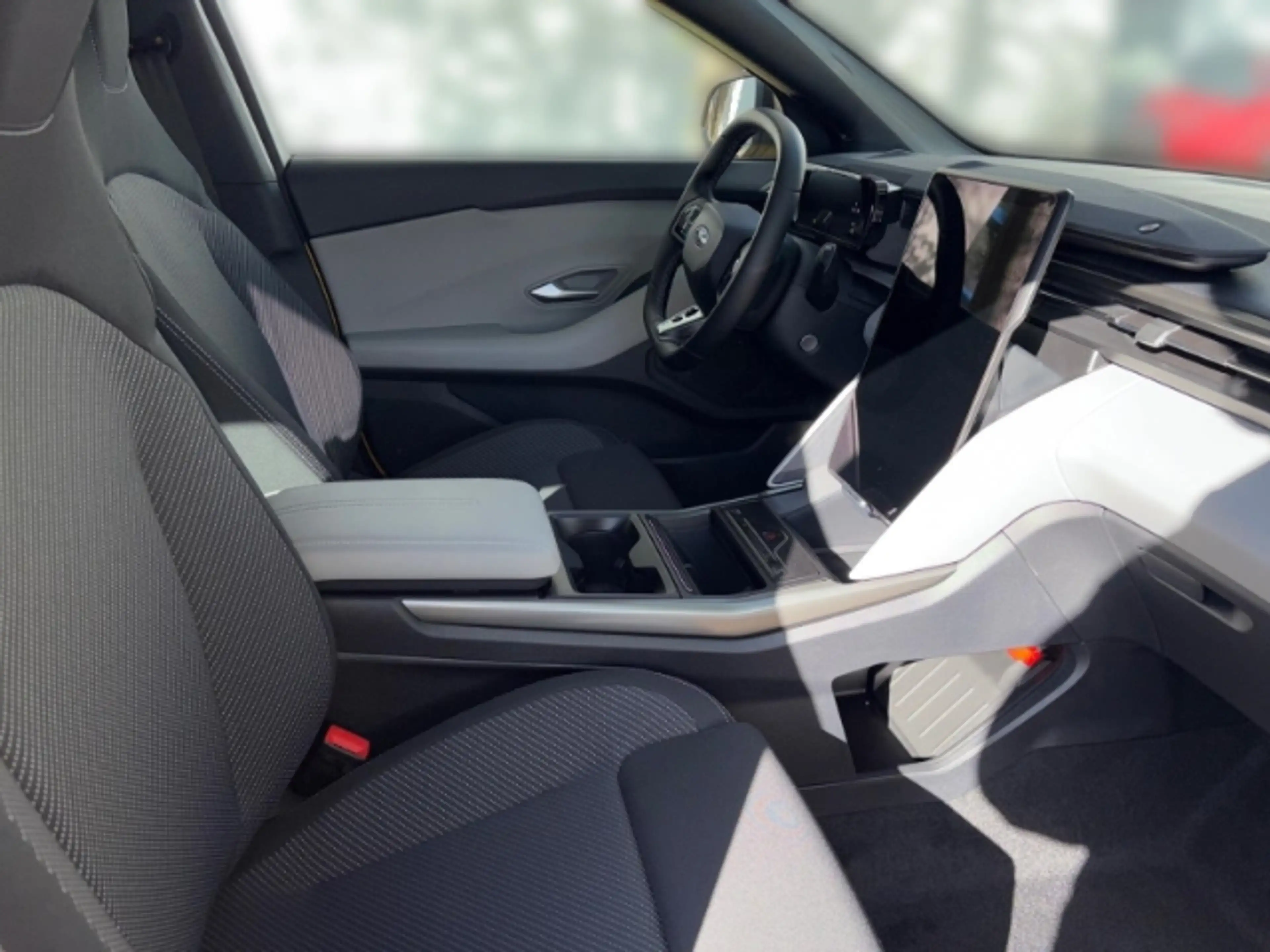 Ford Capri Select Extended Range+B&O+Kamera+Navi+Abstandswarn — photo 14