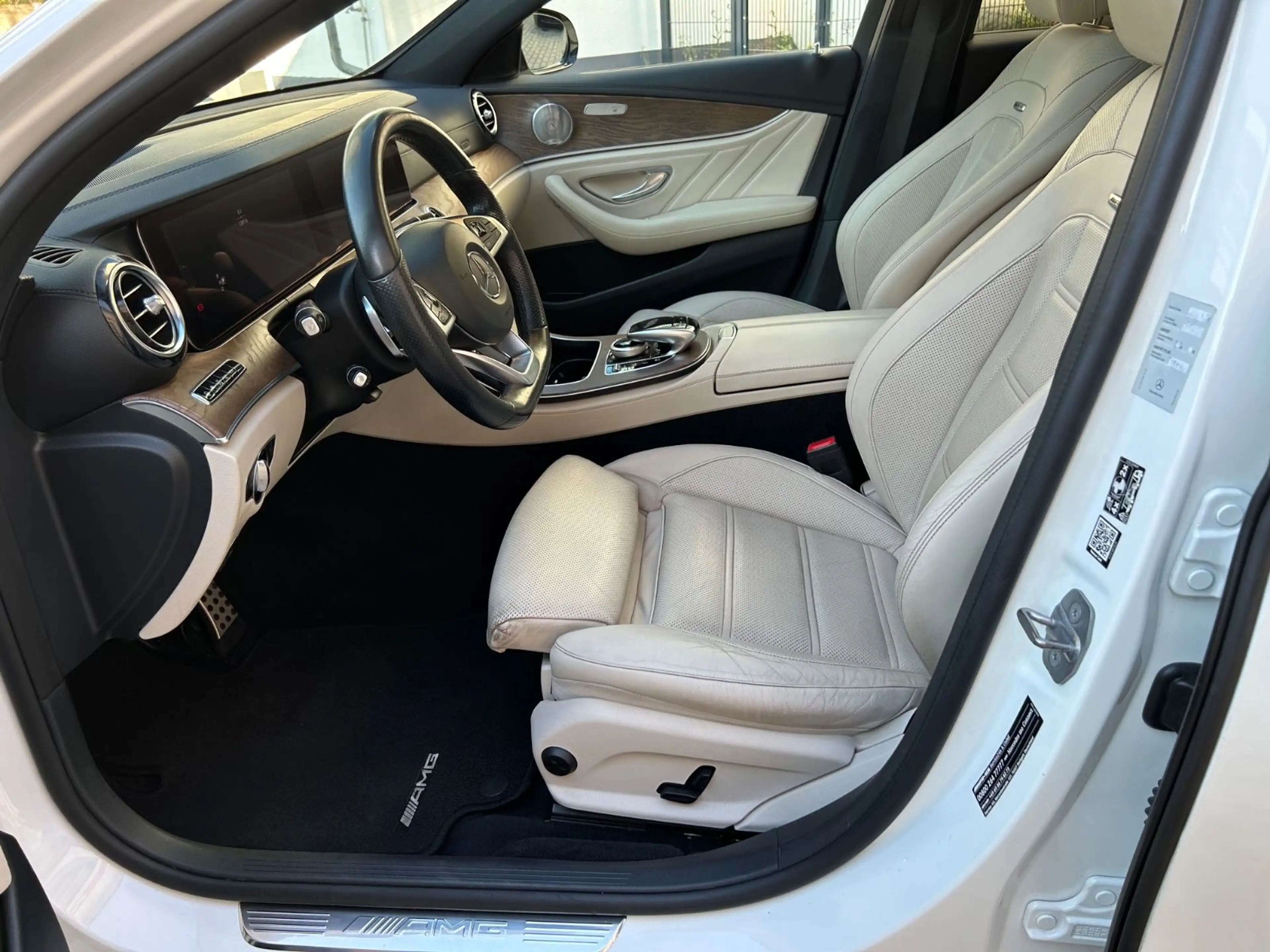Mercedes-Benz E 43 AMG 4Matic/Distr/360 Kam/Night Paket — photo 7