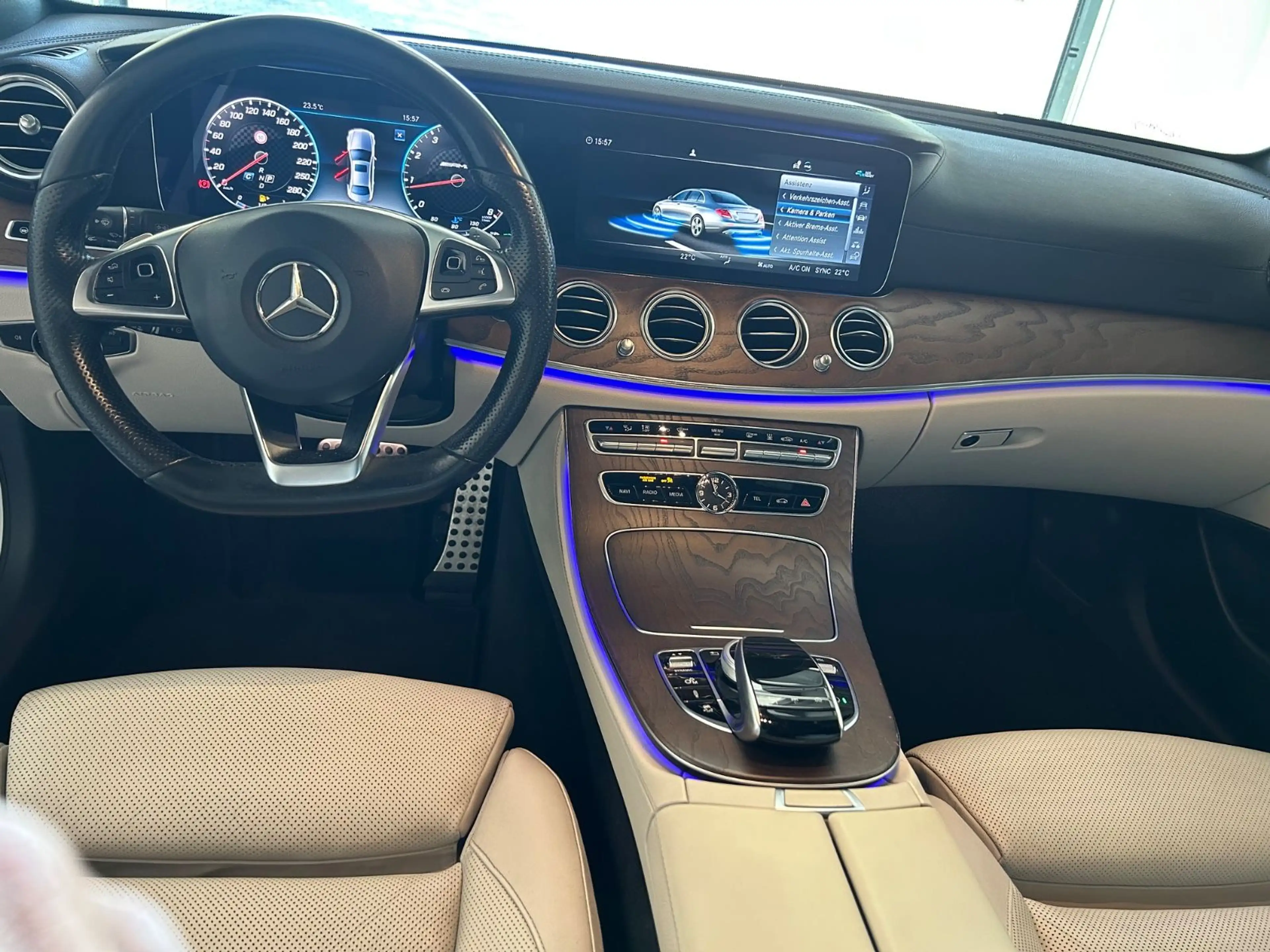 Mercedes-Benz E 43 AMG 4Matic/Distr/360 Kam/Night Paket — photo 20