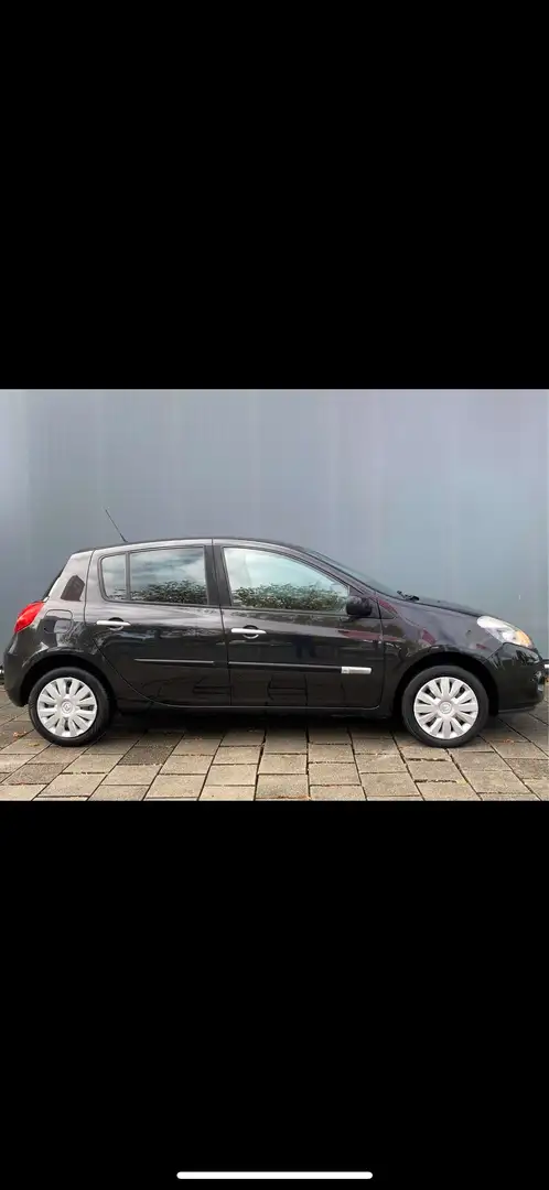 Renault Clio - 2