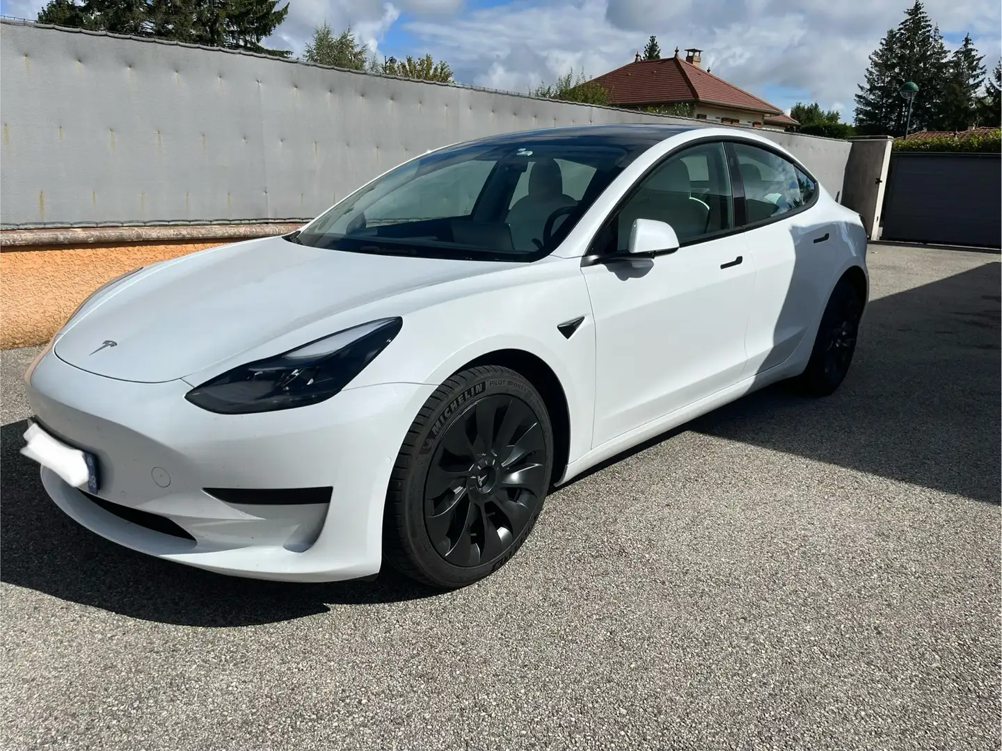 Tesla Model 3 Standard Range Plus RWD Blanc - 1