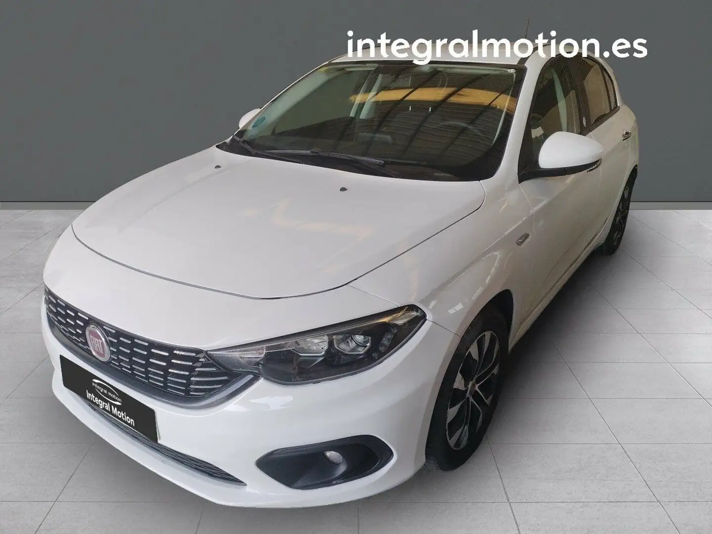 Fiat Tipo 1.4 T-Jet Lounge Blanco - 1
