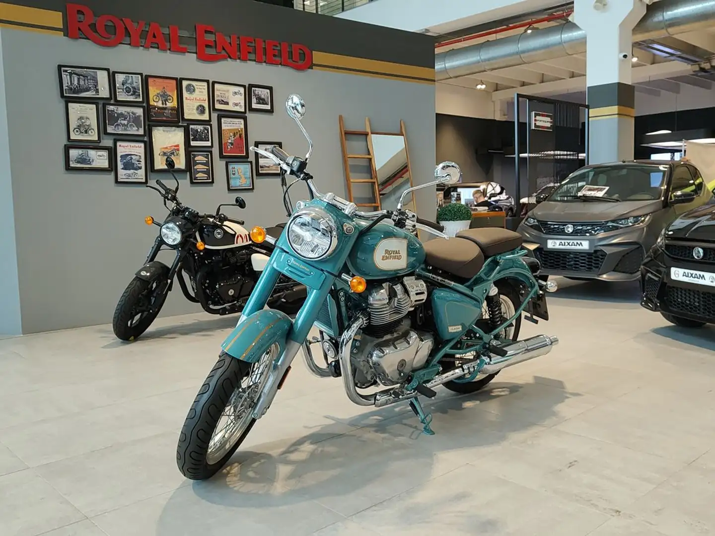 Royal Enfield - TEAL Verde - 2