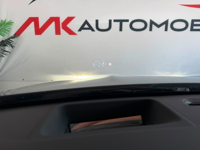 Mercedes-Benz CLA 220 4Matic AMG MBUX 360° HUD Ambiente LED — photo 15
