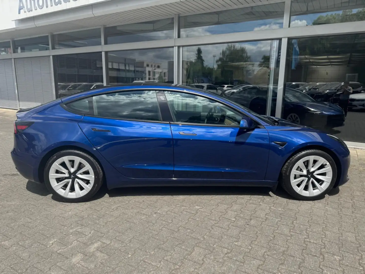 Tesla Model 3 RWD PANO+LED+NAVI+SHZ+KAMERA+ACC+WP Синий - 2