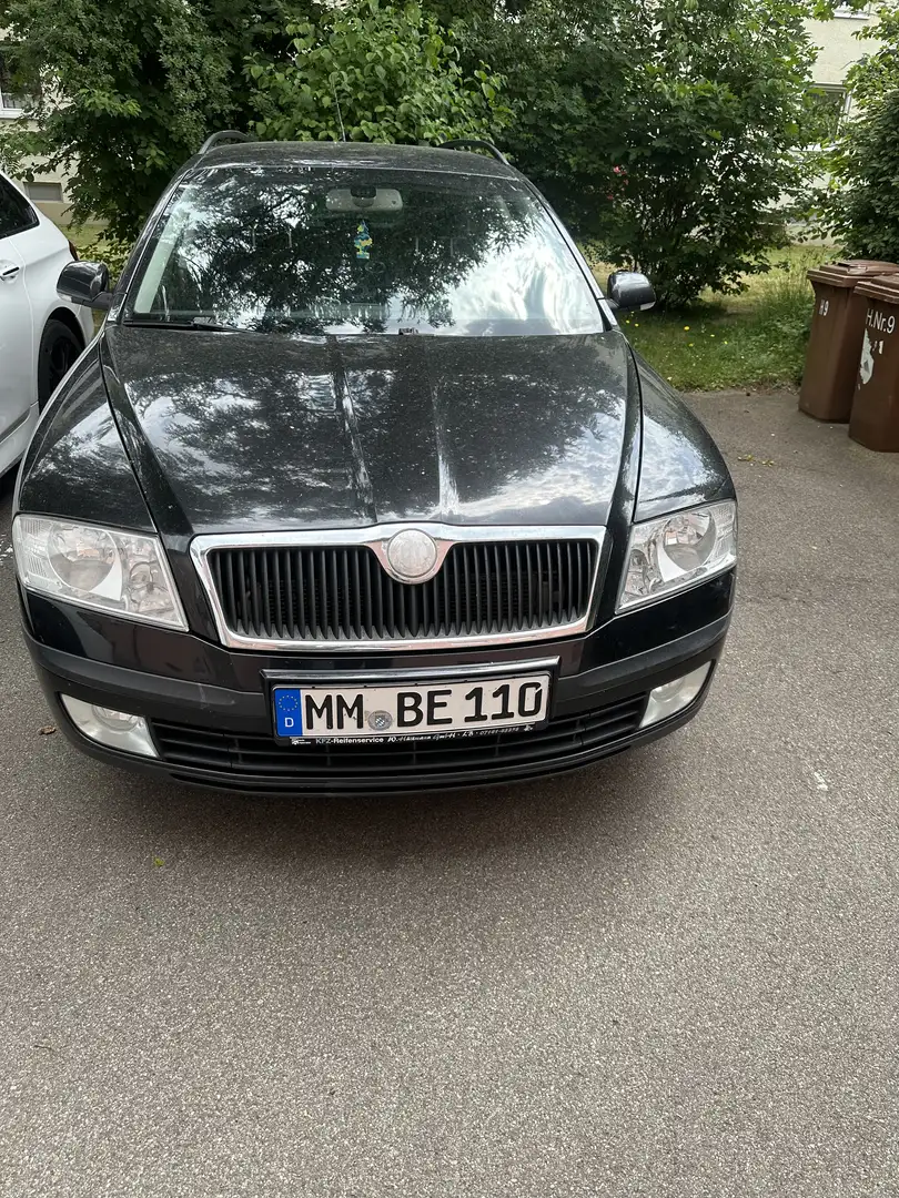 Skoda Octavia Combi 2.0 TDI DPF Elegance - 1