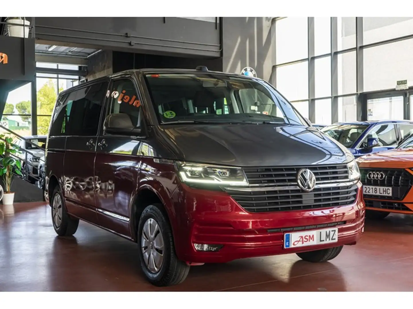 Volkswagen T4 Caravelle 2.0TDI 4MO Batalla Corta 110kW Aut Szürke - 2