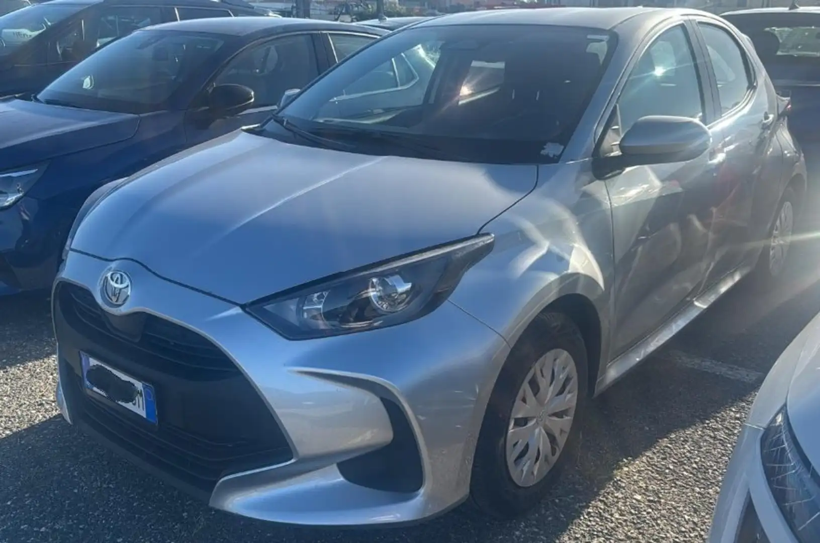 Toyota Yaris 1.5 Hybrid Business (prezzo reale) Grigio - 2