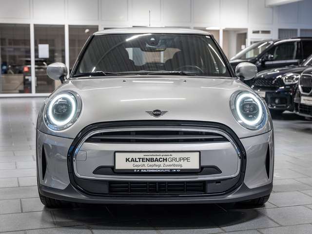 MINI Cooper Essential Trim FACEL. LED SHZ PDC