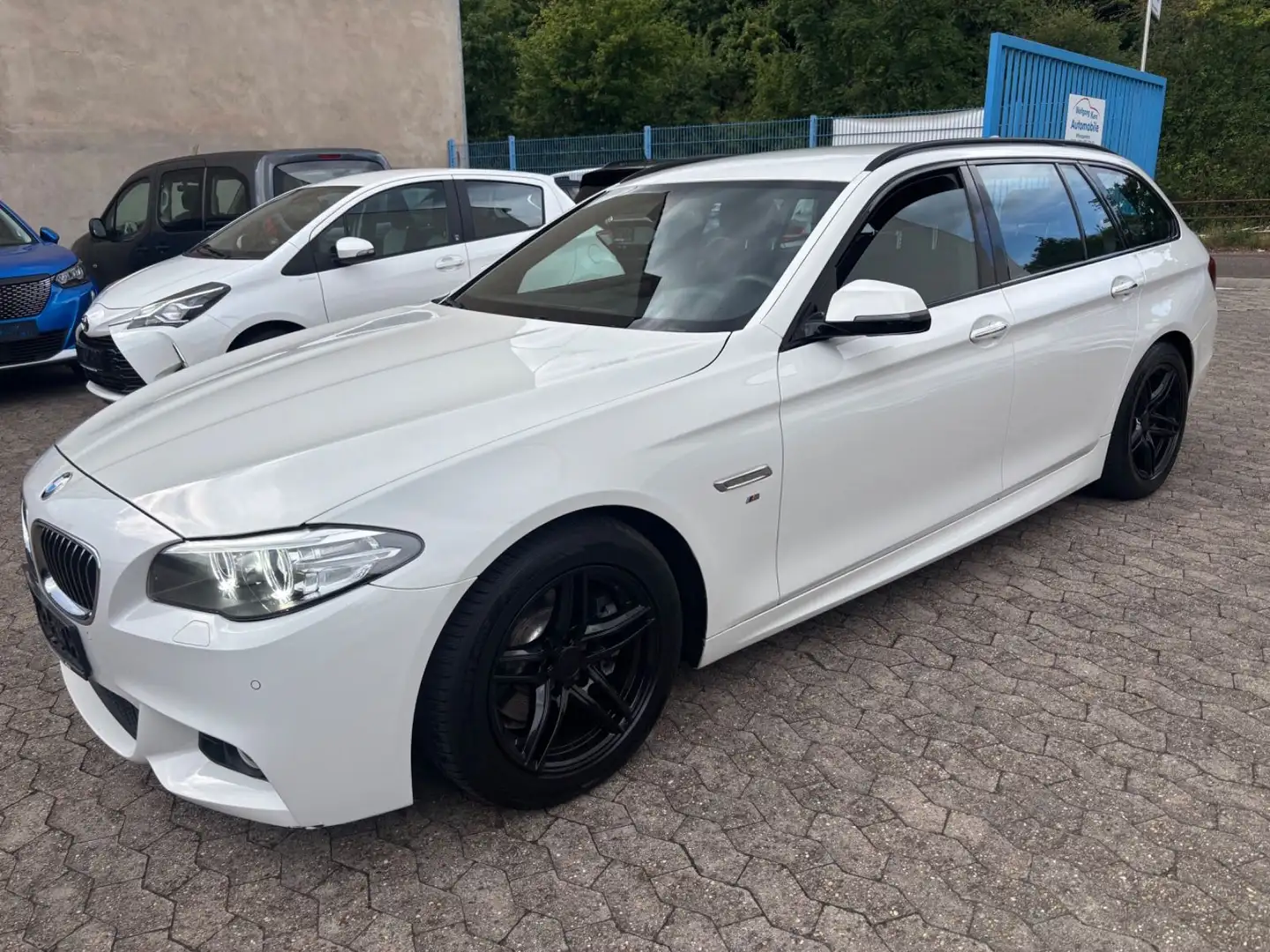 BMW 520 d Automatik M Sport Paket M Technic Fehér - 1