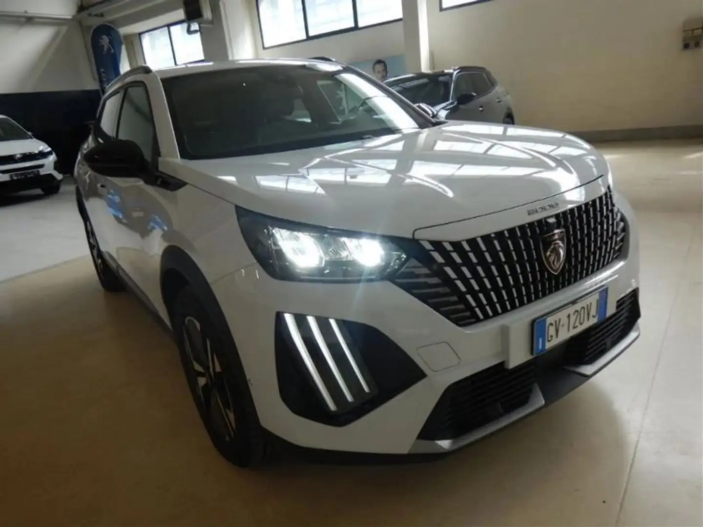 Peugeot e-2008 2008 50 kWh Allure Bianco - 2