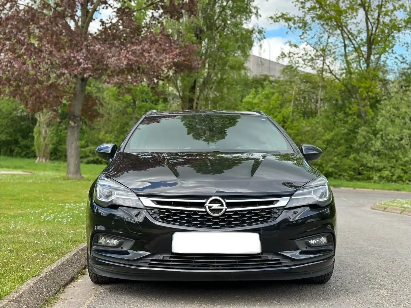 Opel Astra Sport Tourer EURO 6d Zwart - 2