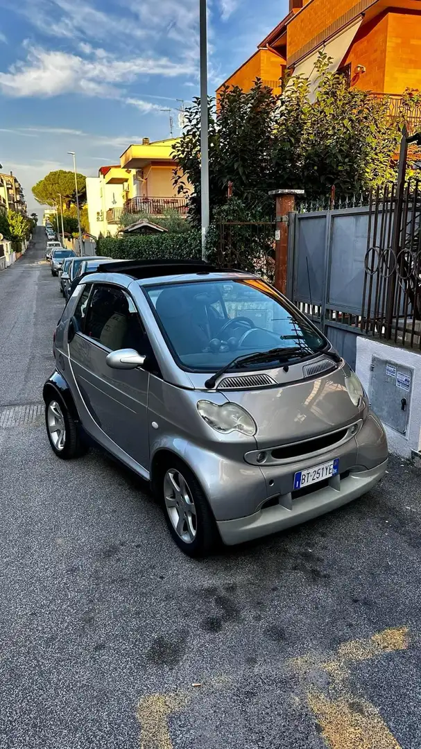 smart forTwo cabrio 0.7 benzina Szürke - 1