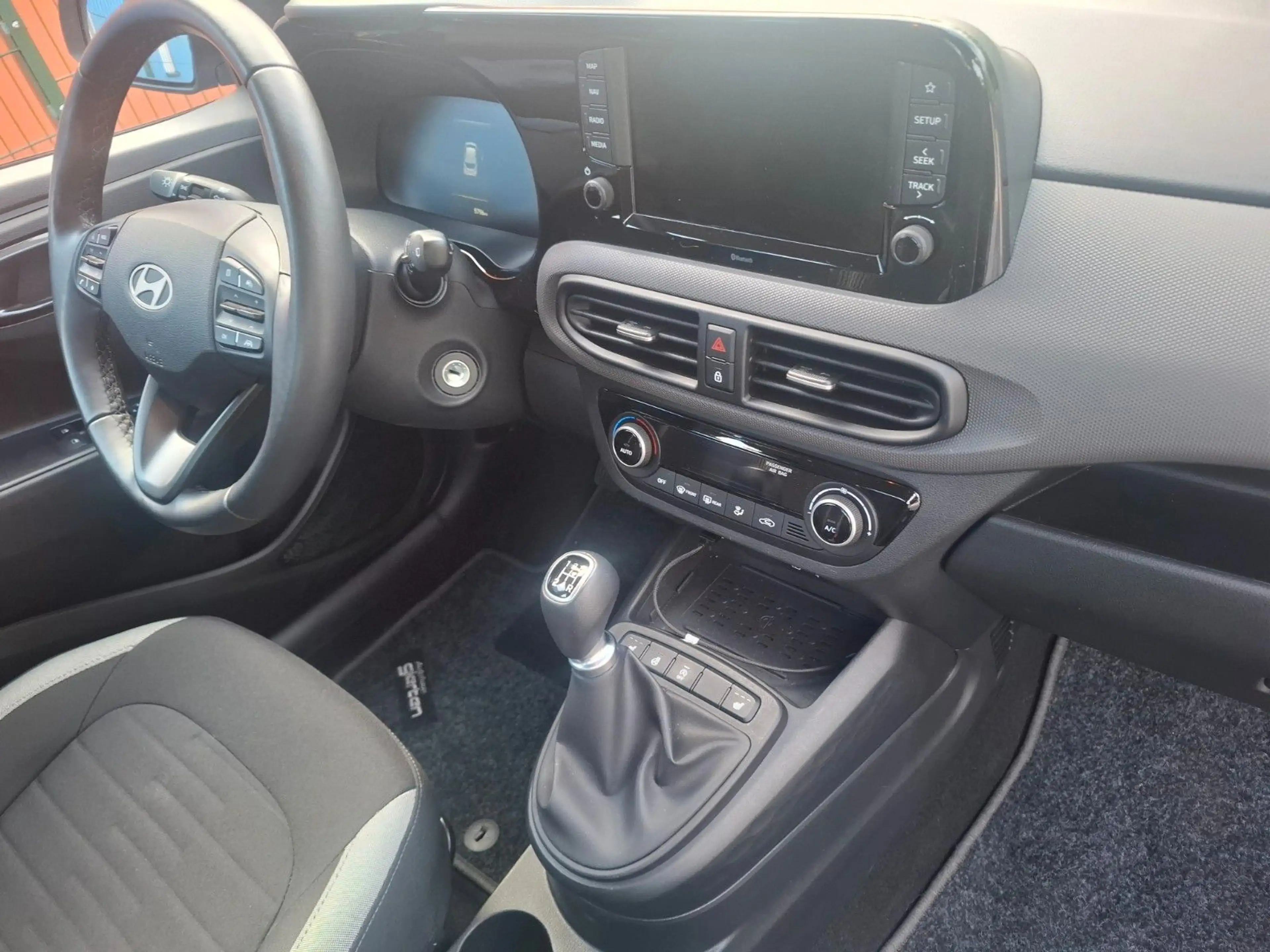 Hyundai i10 Trend KAMERA WINTERPAKET — photo 9