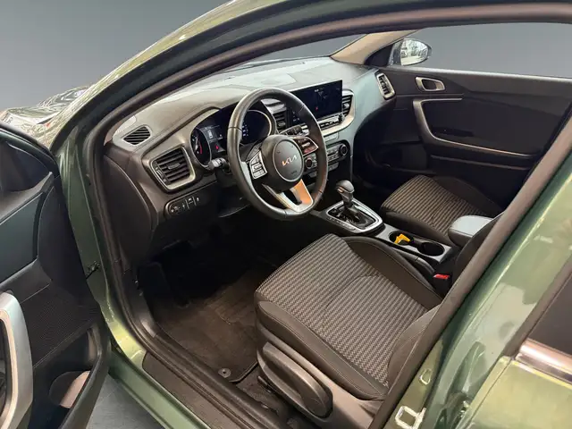 Kia Ceed view 10