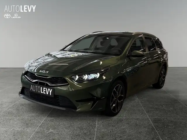 Kia Ceed view 2