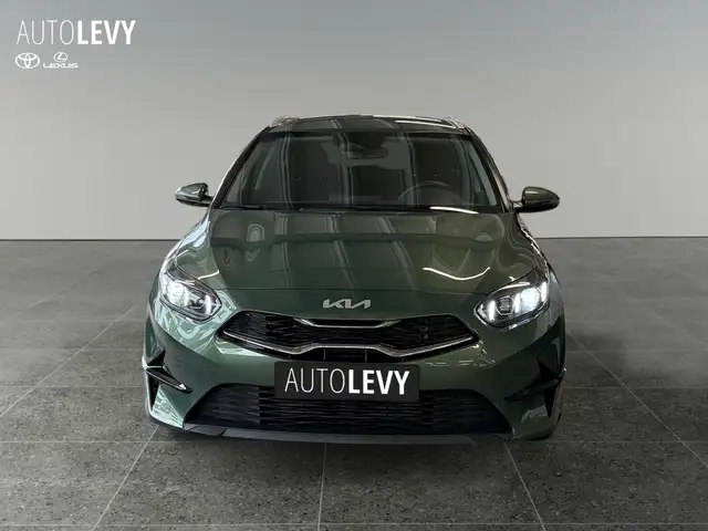 Kia Ceed view 9
