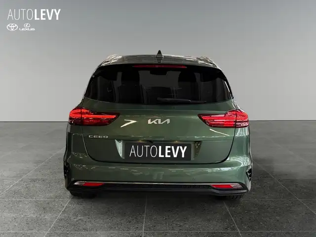 Kia Ceed view 5