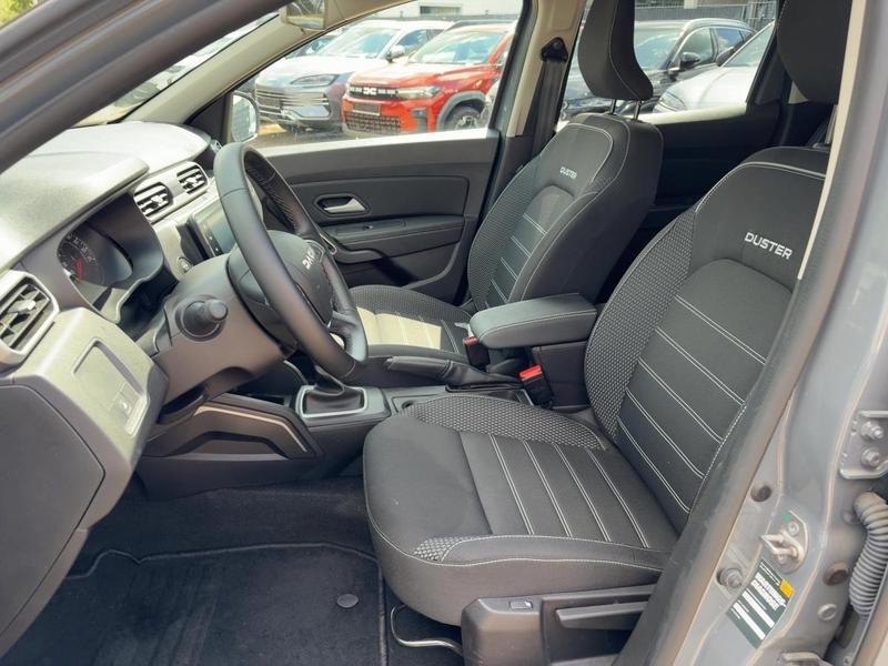 Dacia Duster Journey TCe 150 EDC — photo 8