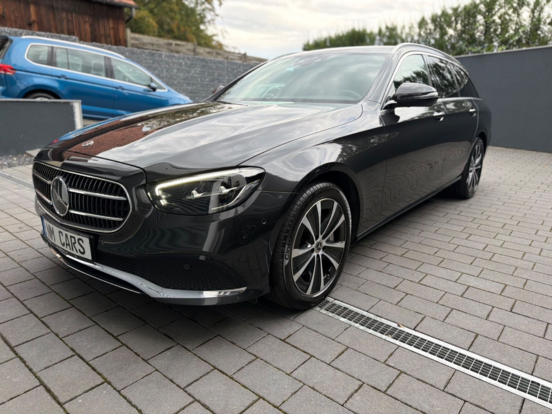Mercedes-Benz E 300 de/EXCLUSIVE/BURMESTER/DISTRONIC/AHK/KAMER — photo 11