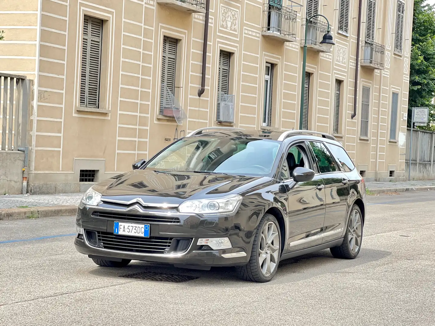 Citroen C5 Tourer 2.2 HDi 16V 204cv aut. Hydractive Executive Marrone - 1