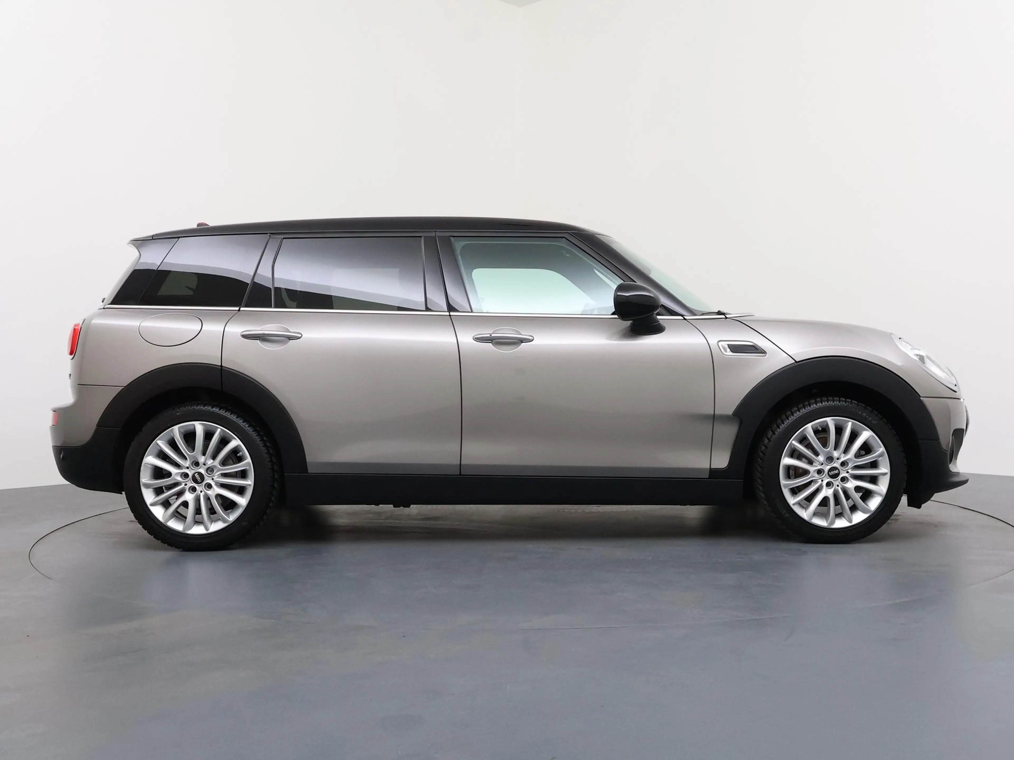 MINI Cooper Clubman 1.5 Business Edition | LED Lampen | Keyless Entry — photo 6