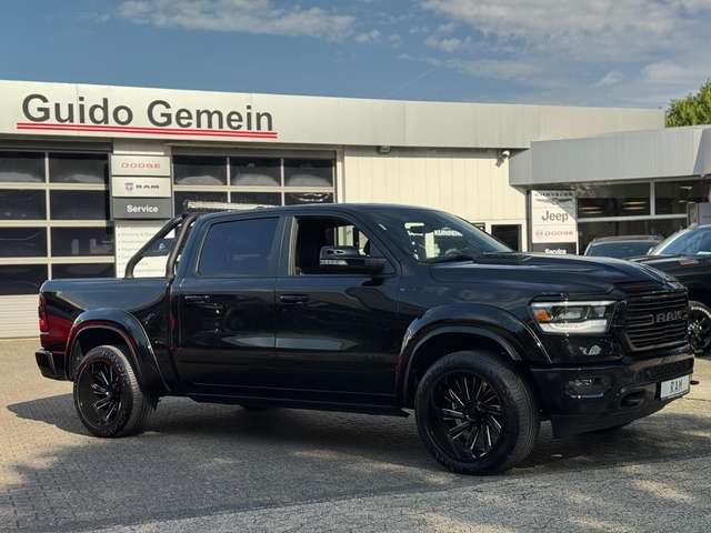 Dodge RAM 1500 5.7 V8 Crew Cab Laramie Night Luftf.