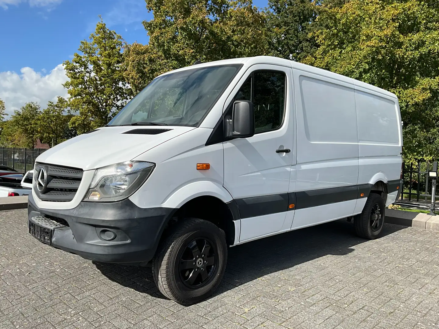 Mercedes-Benz Sprinter 319 CDi L2H1 Allrad 4x4 | V6 3.0 CDI | Velgen | 2. Wit - 1