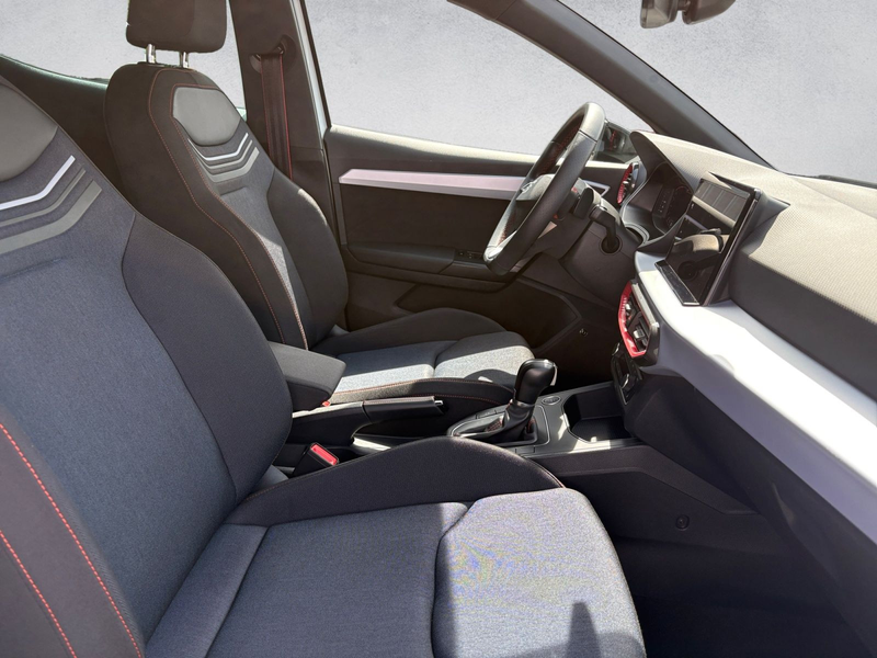 SEAT Ibiza FR Pro Black Edition 1.5TSI DSG — photo 9