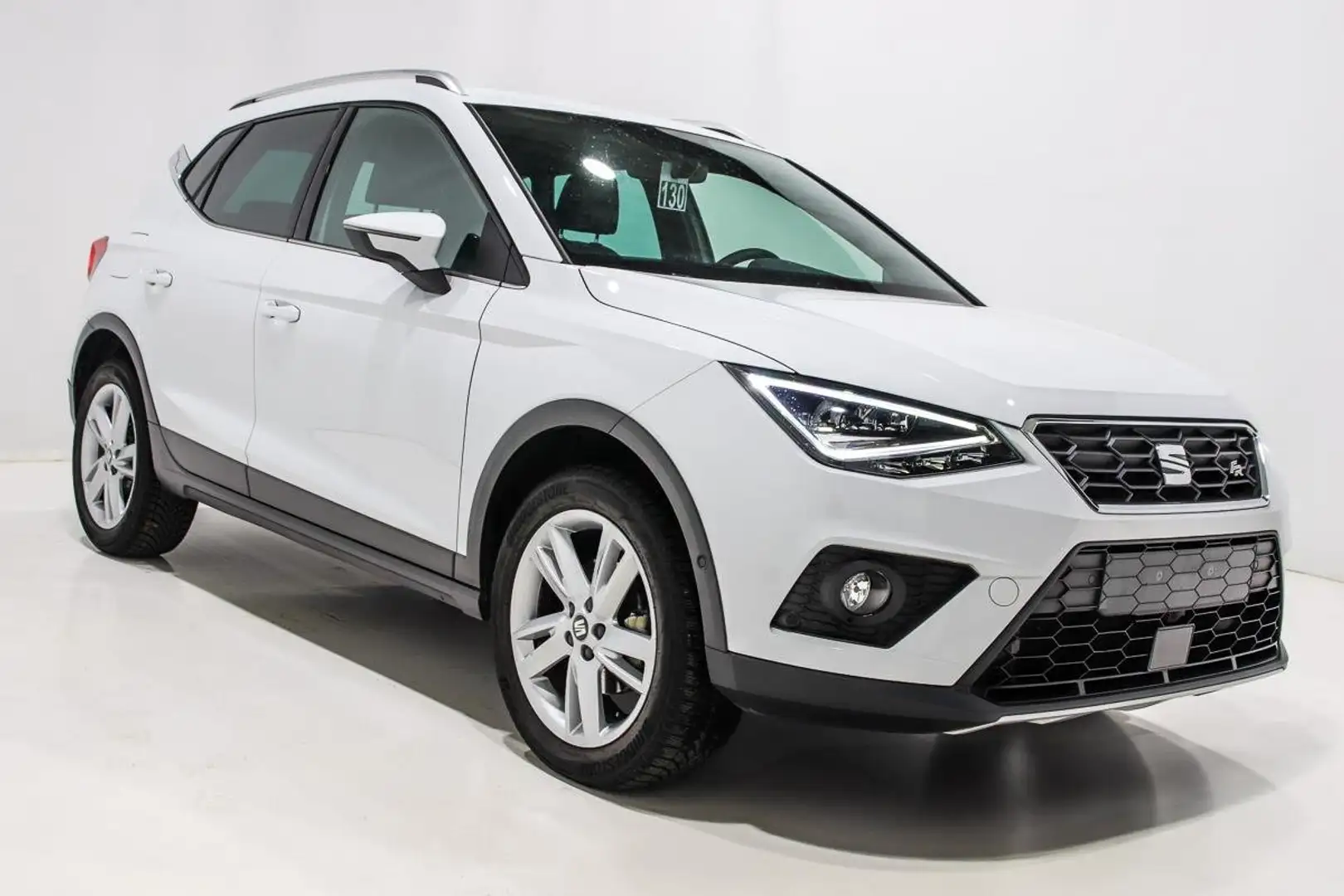 SEAT Arona Arona 1.0 TSI FR--GPS-REG DISTANCE-RAD AV-AR Wit - 1