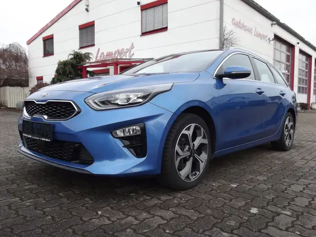 Kia Ceed SW / cee'd SW Spirit ALU NAVI ACC Kamera SHZ