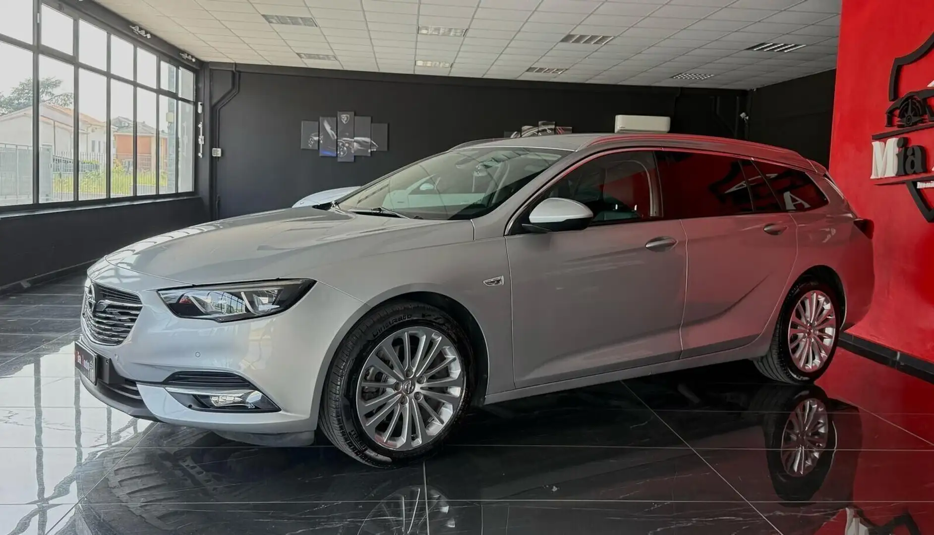 Opel Insignia 2.0 CDTI 170 CV S&S aut. Sports Tourer Busin. Eleg Grigio - 1