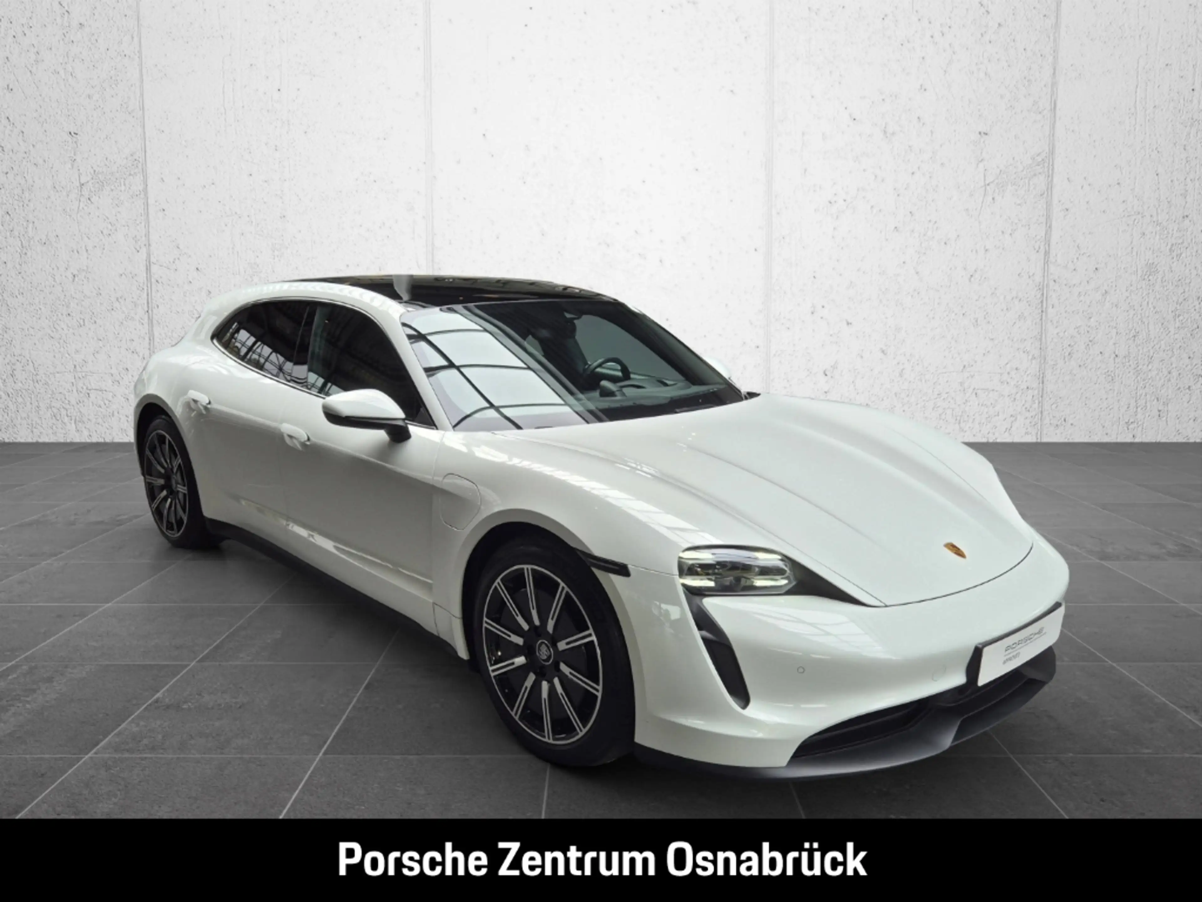 Porsche Taycan Sport Turismo — photo 9