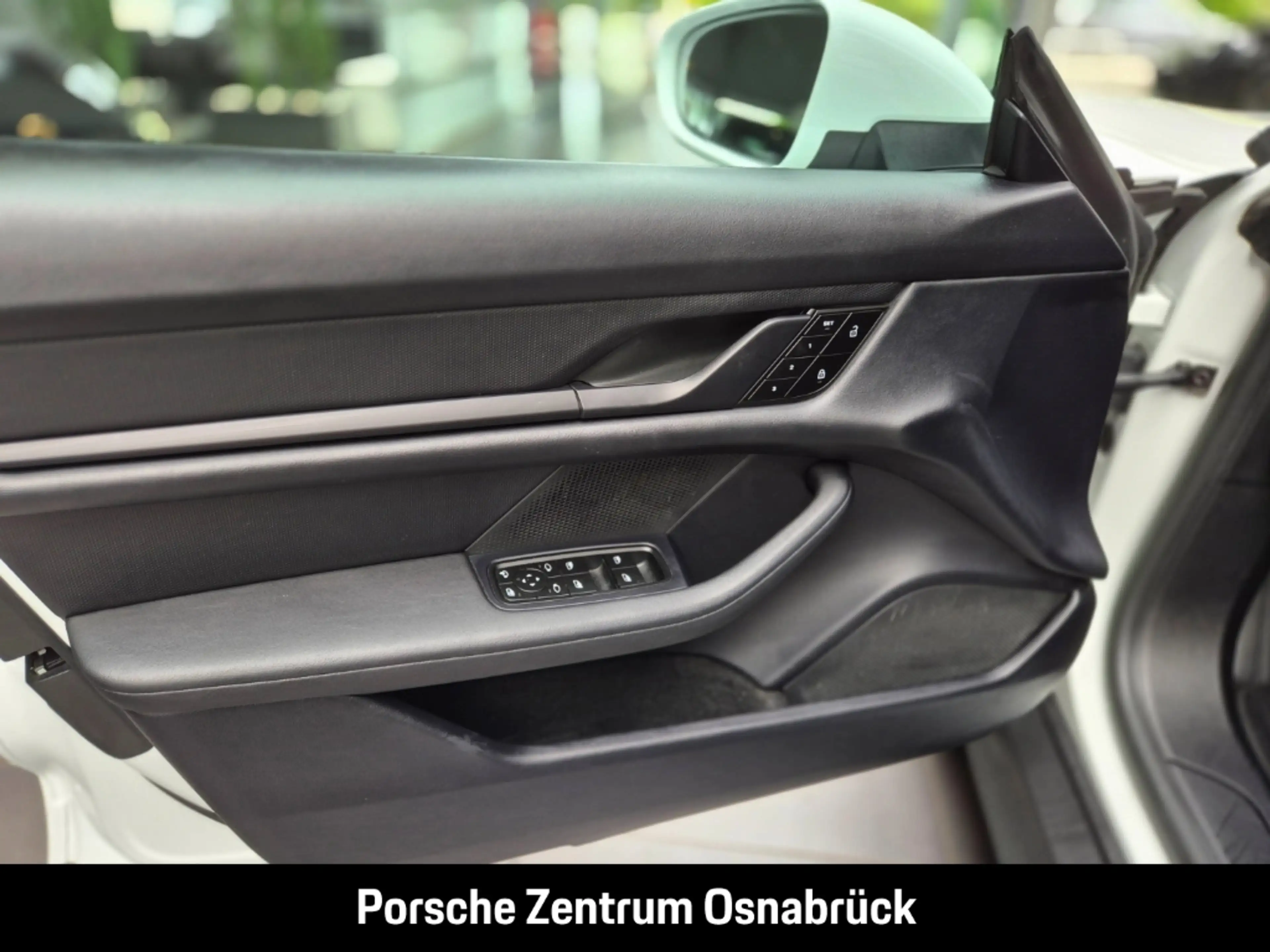 Porsche Taycan Sport Turismo — photo 4