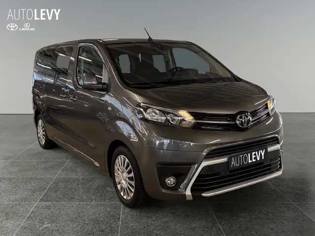 Toyota Proace view 8
