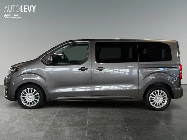 Toyota Proace view 3