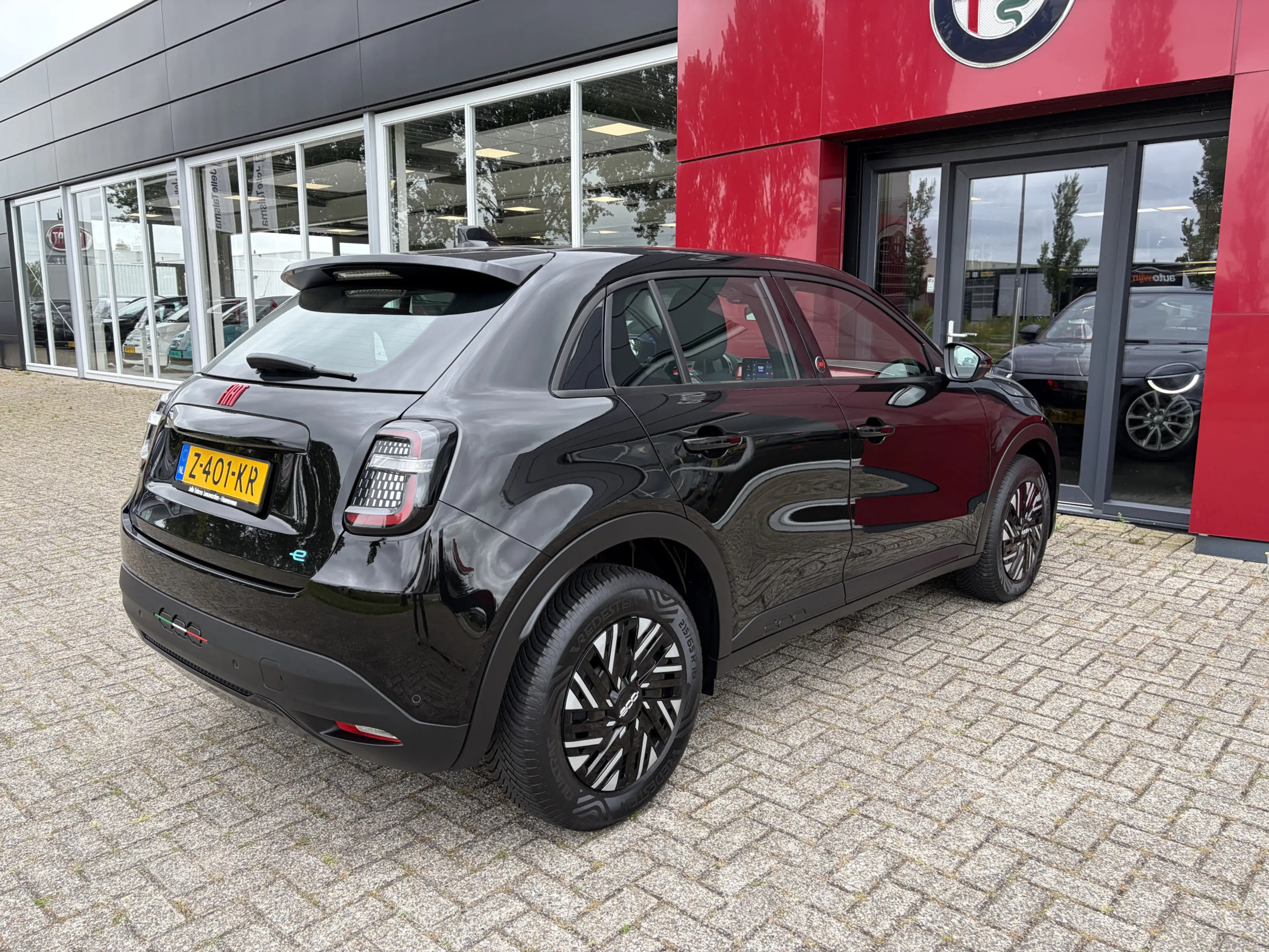 Fiat 600e RED 54 kWh | Apple/Android CarPlay — photo 14