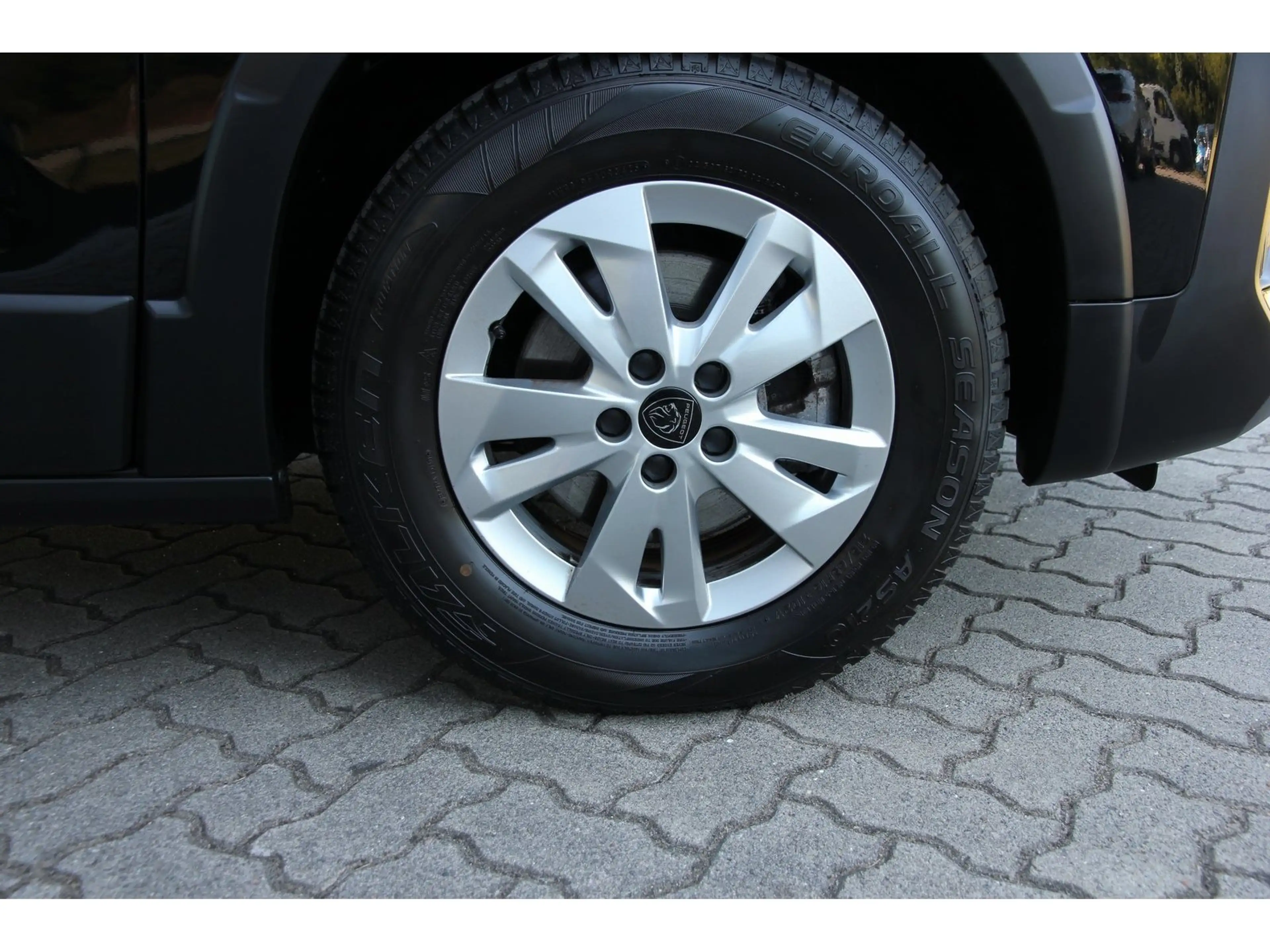 Peugeot Rifter Allure HDI 100 N1 L2 Navi AHK RFK LED Kli — photo 6