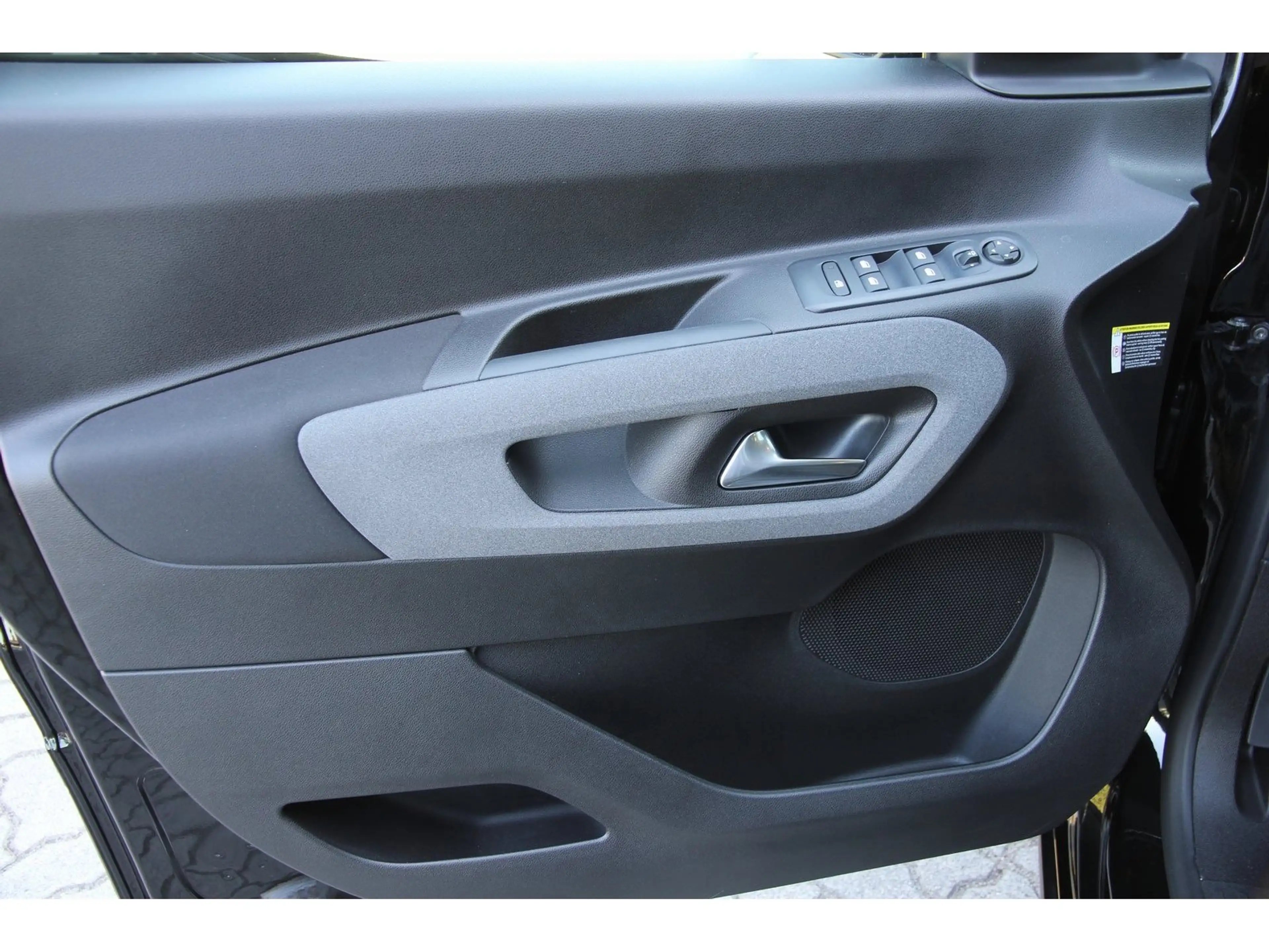 Peugeot Rifter Allure HDI 100 N1 L2 Navi AHK RFK LED Kli — photo 12