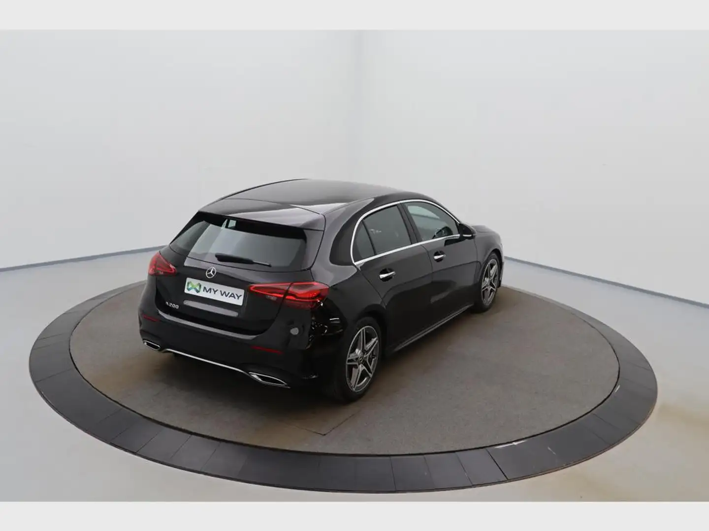 Mercedes-Benz A 200 AMG-Line A200 163 PK 7G-DCT Grijs - 2