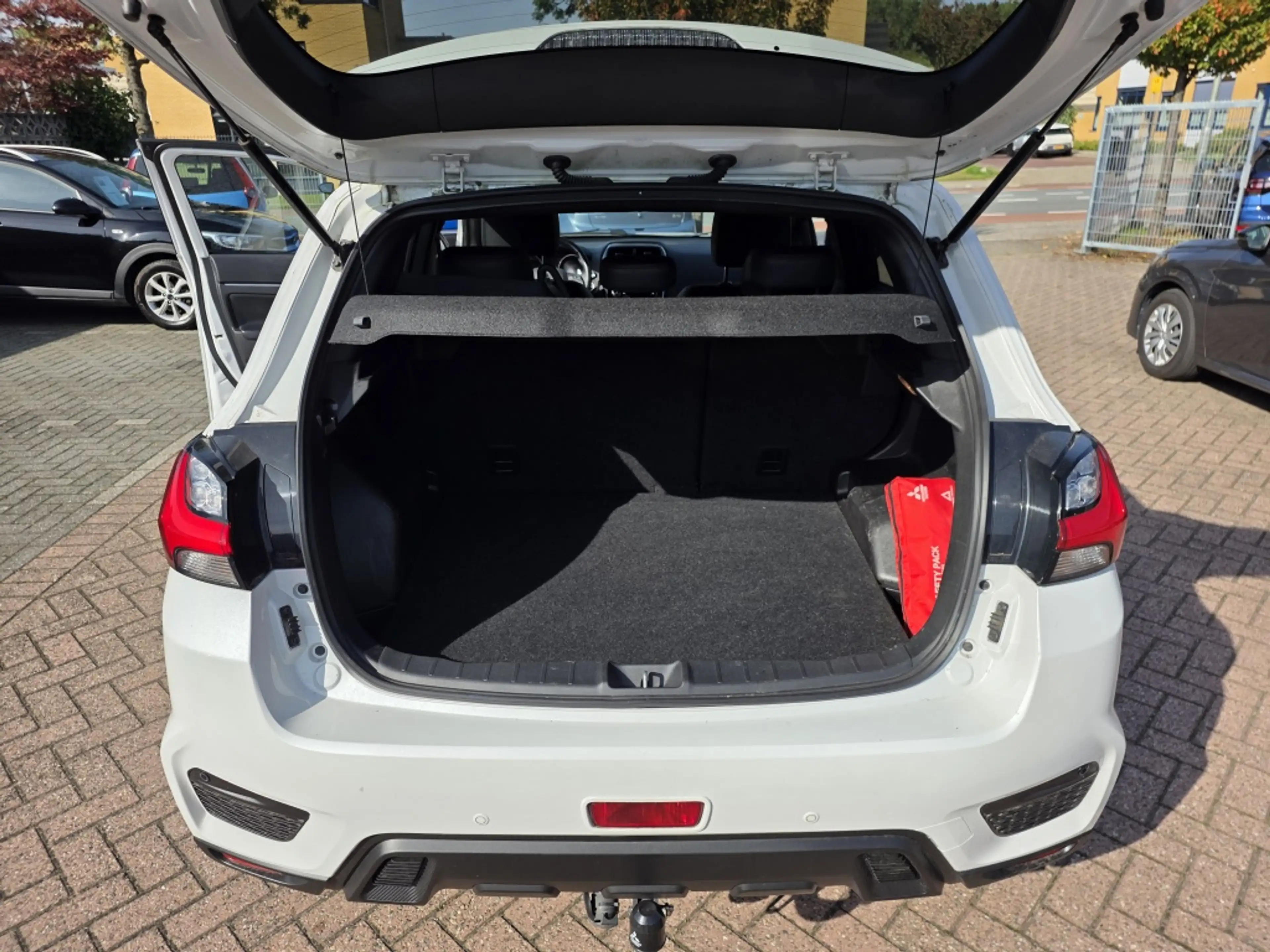 Mitsubishi ASX 2.0 Intense — photo 12