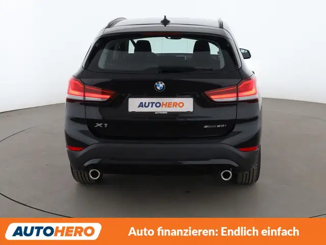 BMW X1 view 5