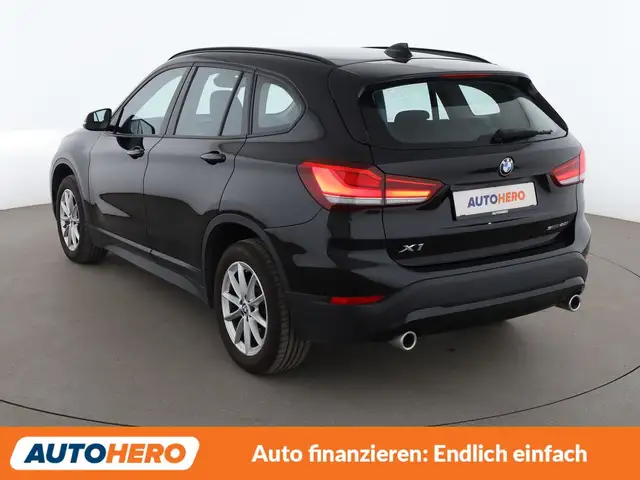 BMW X1 view 4