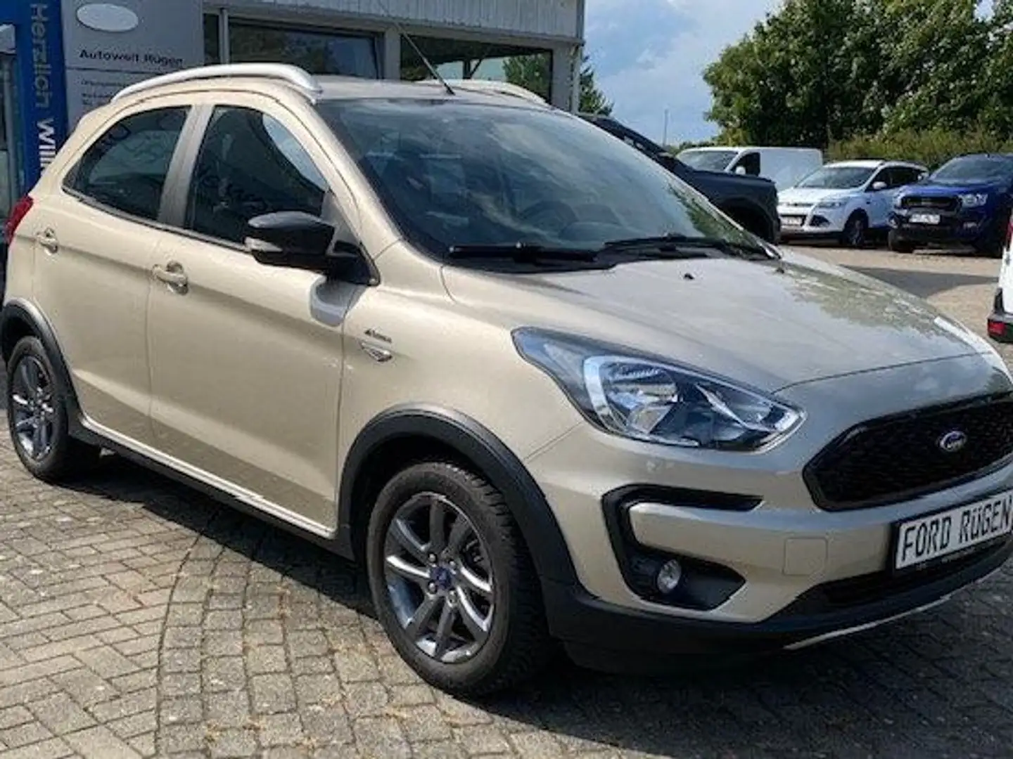 Ford Ka/Ka+ Ka+ Ka+ 1.2 S Gold - 2